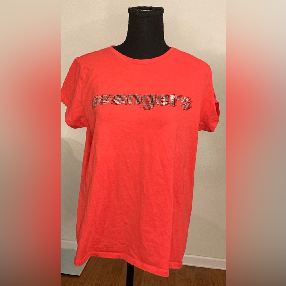 Splash- Avengers, short sleeve red top Size‎ XL